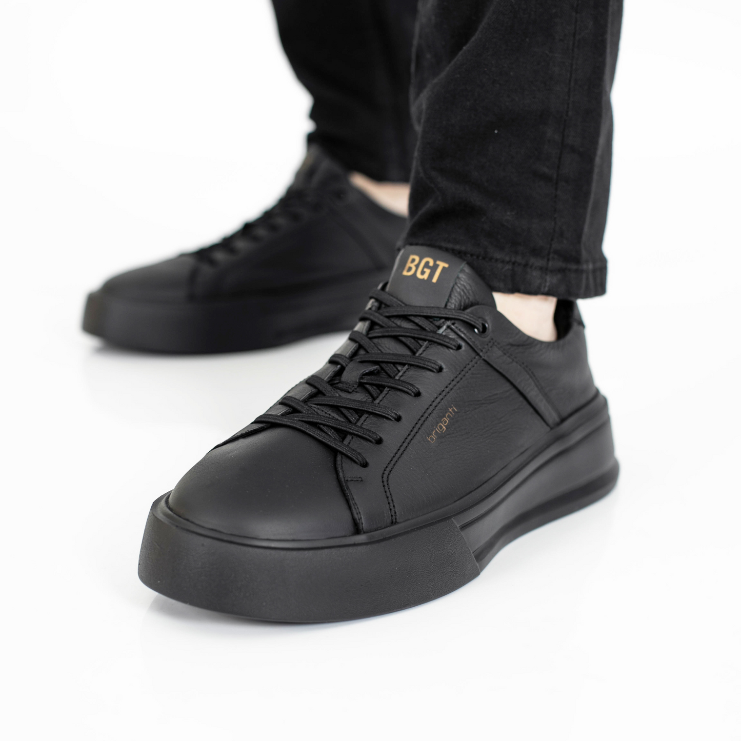 ZAPATILLA AIDEN NEGRA