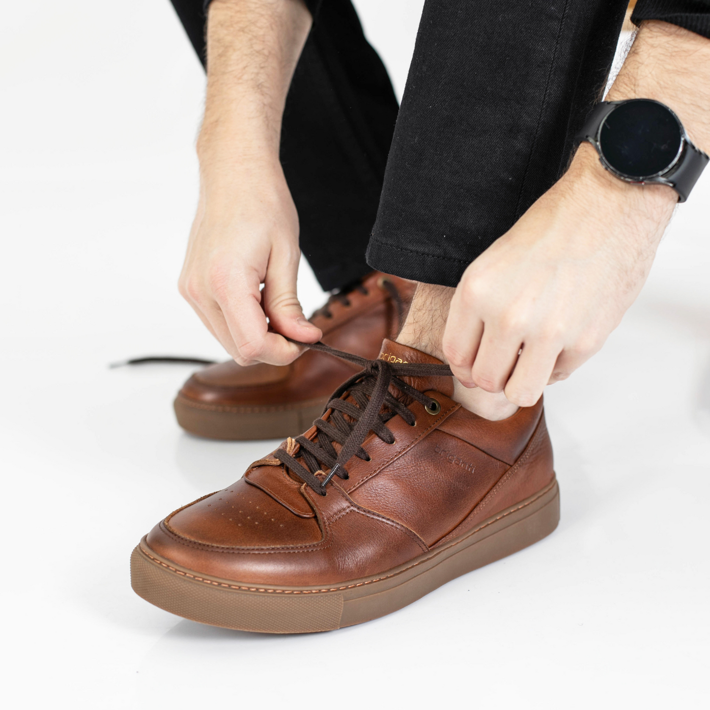 ZAPATILLA MARK MARRÓN